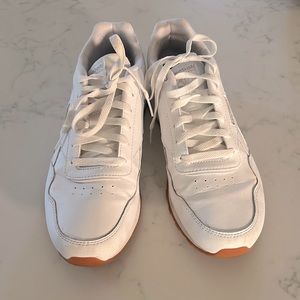 Women’s Reebok Classic